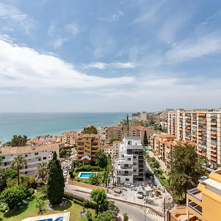 Coastal Charm Renovated 2bed Apt, Pool, Sea Views Apartment Benalmadena